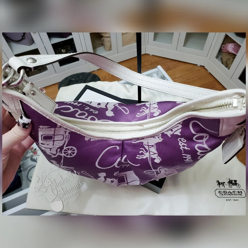 COACH HORSE & CARRIAGE HOBO - Picture 8 of 16